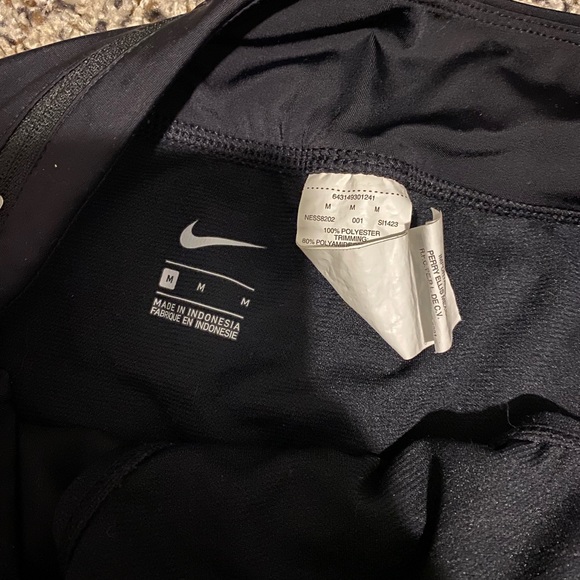 Nike Black Shorts - Picture 3 of 3
